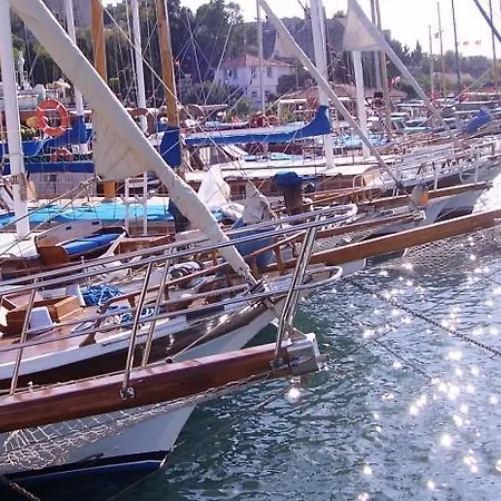 Dock Botel Siofok